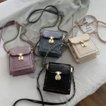 Crocodile pattern Square Crossbody bag 2020 New High quality Leather Women's Designer Handbag Lock Chain Shoulder Messenger Bag