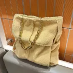 Thic Chain Large Tote Bag New Hi Quity Soft H Women's Designer Handbag Hi Capacity Travel Oulder Bags