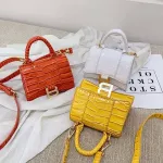 One-Oulder Fe Bags Mesger Portable Handbag Brit Leather Crocodile Pattern Mini Square Bag New Ca Bag