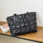 New Winter Big Oulder Bag Sp Be Handbag Woman Ca Sp Cn Totes Bags Down Feather Padded Soft Ladies Ng Bag