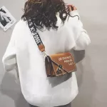 Yuhua New Woman Handbags Leire Oulder Bags Orean Version Women Bag Trend Mesger Bag.