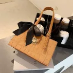 Crocodile Pattern Square Tote Bag New Hi Quity Pu Leather Women's Designer Handbag Vintage Hi Capacity Oulder Bags