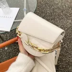 Luxury Chain Design Saddle Crossbody Bags for Women Pu Leather Oulder Bag Trend Fe Wild Handbags and SES