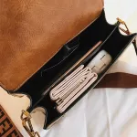 New Retro Oulder Bag Women Tide Broadband Crossbody Bag Letter Sml Square Bag Fe Mesger Bags Handbag