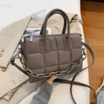 Autumn and Winter Retro Chain Handbag Women's Leather Bags New Pu Soft Leather Women Designer Oulder Mesger Bag Bolsa