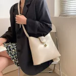 Good Quity Sml Bucet Bag Designer Women Oulder Handbags Luxury Pu Leather Crossbody Bag Simply Ses