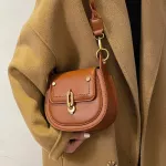 New Trendy Loc Saddle Handbag Designer Retro Brown Oulder Bag Woman Rivet Cell Phone SML Cross Body Bag
