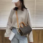 Boston Pillow Bags New Oulder Mesger Bags Niche Design Hi Quity Retro Women Se and Handbags SAC A Main