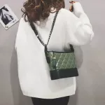 Yuhua New Women Handbags Orean Version Oulder Bag Diamond Lattice Bucet Bag Woman Mesger Bag.