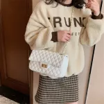 Gge Chain Fe Bag New Mesger Bag Wild Ins Single Oulder Sml Square Bag