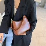 Hit Quailty Women's Oulder Bags Pu Leather Armpit Oulder Ses And Handbag Ladies Eelnt Clutch Tote Bags