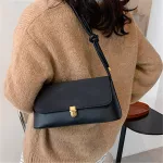 Matte Flip Underarm Bag for Women Solid Leather Bags Hasp RIVET MESGER BAGS L-Match Fe Handbag SAC