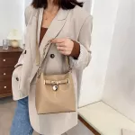 Brand Design New Bag Texture J Oulder Bag Retro Wern Style Slung Bucet Bag