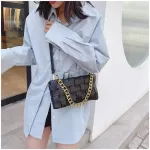 Chain Oulder Bag For Women Pu Leather Crossbody Bag Solid Cr Wen Bag L-Match Popular Designer Baguette Bag