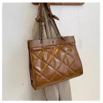 Women Tote Bag Luxury Designer Bag Chic Chains Handbag For Fame Oer Oulder Bags Travel Handbags B New