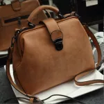 Women Handbag Genuine Leather Handbag Doctor Bag Women Oulder Bag SML PLAID RIVETS Crossbody Handbag Women Bags35