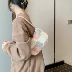 Winter New Plaid Oulder Bag Fe Handbags Soft Warm Won Baguette Bag Hi Quity Ladies Tote Sml Bags