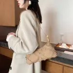 New Designer Women Sml Oulder Bags Solid Cr Canvas Underarm Bags Fe Tassel Bag Bolsa Finina Money Phone Bag