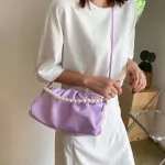 Women Cloud Bag Pearl Handle Tote Bags Fe Solid Cr Pu Leather Crossbody Elnt Ladies Pleated Sml Oulder Bag Bolsas