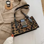 Women New Designer Pard Oulder Underarm Bag Pu Leather Fe Flap Handbags Totes Youth Ladies Versa Bag