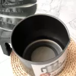 Oil Pot 1.4 L, oil storage pot and filter Oil can be recycled.