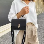 Bags For Women Crossbody Bag Oulder Pac Bag Se Handbags Chain Letter Wide Oulder Strap Designe Sml Bags Party