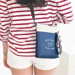 Woman Travel Sml Mesger Bag Fe Oulder Bag Handbag Striped Sml Cloth Bags Sml Square Bags