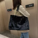Large Capacity Tote Women Oulder Bags Designer H Handbags Luxury F Fur Mesger Bag Lady Big Se Winter