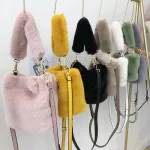 Bucet Bag Handbag F Fur Winter Bags Women Oulder Crossbody Bag Ladies H Hand Bags Designers Bolsa Finina Sac