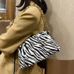 Liethis Women's Luxury Brand Bag Hobos Trend Chain Pattern Sml Oulder Bags Winter Pu Leather Handbag Sac