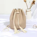 Sml Bucet Crossbody Bags Lady Mesger Tassel Oulder Bag For Women Designer Pu Leather Solid String Hi Quity New