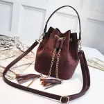 New Mini Crossbody Handbags Cute Ede Bucet Bag Organizer Sml Tassel Pu Leather Womens Oulder Mesger Bags Bolsos