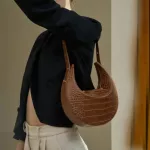 Women Bag New Pu Circular Vintage Tor Hasp Zier Oulder Bags Handbag Euro-Gamerica Style Luxury Designer Bags