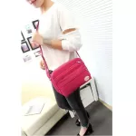 Fashion Handbag Fashion Shoulder Bag For women There are 4 side compartments, T-991.