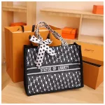 Fashion Handbag Shop Women's Bag Handbag for Women Hi -So very much. Bag. Beautiful fashion bag.