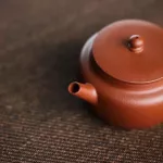 150cc Chinese Yixing Teapot Handmade Shengsha ZhuNi Clay Sangbian Small Teapot with ball filter