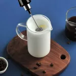 LAHOME, a 3-SPEED USB mobile phone bubble, electric charger, EW-071