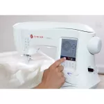 [Free sewing course] SINGER, computer embroidery, carry bag model SE300