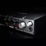 Roland® Rubix 24 ออดิโออินเตอร์เฟส แบบ 2-in / 4-out คุณภาพเสียงระดับสตูดิโอ ต่อ MIDI ได้ ต่อหูฟังได้ รองรับการใช้งานบน P