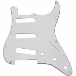 Paramount ปิ๊กการ์ดกีตาร์ไฟฟ้า ทรง Strat 3 Ply แบบ S-S-S รุ่น X100900700 Snow White Strat Type Pickguard