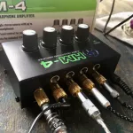 MACKIE® HM-4 Amplifier Earr To be exported to the headphones very much at the same time at the same 4 pieces + free of the adapter ** insurance