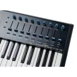 Arturia® Keylab 61 MKII MIDI CONTROLLER, a hint keyboard 61 keyboard, 1 PAD/9 Fader/9 Encoder per USB/MIDI/s
