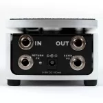 ERNIE Ball® VPJR Tuner Volume Pedal, 2in1 foot step, switch & built -in strap There is a touch screen display.