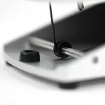 ERNIE Ball® VPJR Tuner Volume Pedal, 2in1 foot step, switch & built -in strap There is a touch screen display.