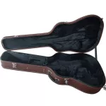 Kazuki, 41 inch acoustic guitar case, artificial skin inside, velvet There are storage and lock keys model DC013 Acoustic Guitar Hardshell Case.