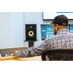 KRK® Rokit RP7 G4 Studio speaker speakers for a 7 -inch professional audio editing work. 145 watts have sub -speakers.