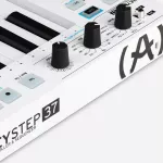 Arturia® Keytep 37 Midi Controller, a hint keyboard 37 keyboard, the key system, ARPEGGIATOR mode, Chord Play, USB/MIDI.