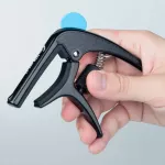 GUITTO GGC-02 Capo, good clamp, with a picker The end of the legs can punch. Adjust the hardness of the spring + free guitar free