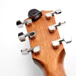 D'Addario® guitar strap machine Hidden on the guitar head There is a built-in metro, PW-CCT-12 NS Micro Headstock Tuner.