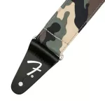 Fender® Camo Strap Woodland สายสะพายกีตาร์ สำหรับโปร่ง/ไฟฟ้า/เบส กว้าง 2 นิ้ว เนื้อผ้าแคนวาส ปลายสายหนังแท้มีโลโก้ Fende